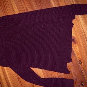 Women’s crew neck sweater